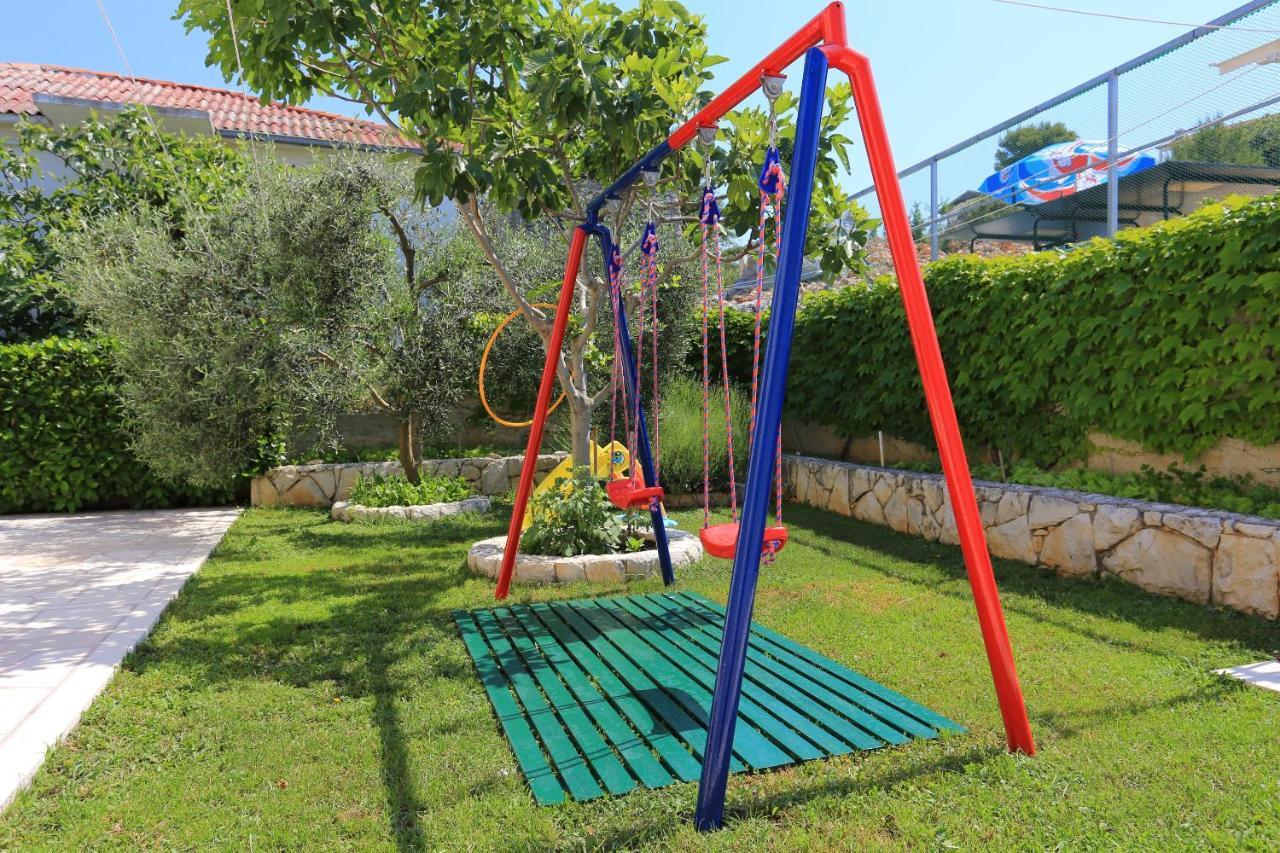 Family Friendly Seaside Apartments Razanj, Rogoznica - 10373 외부 사진