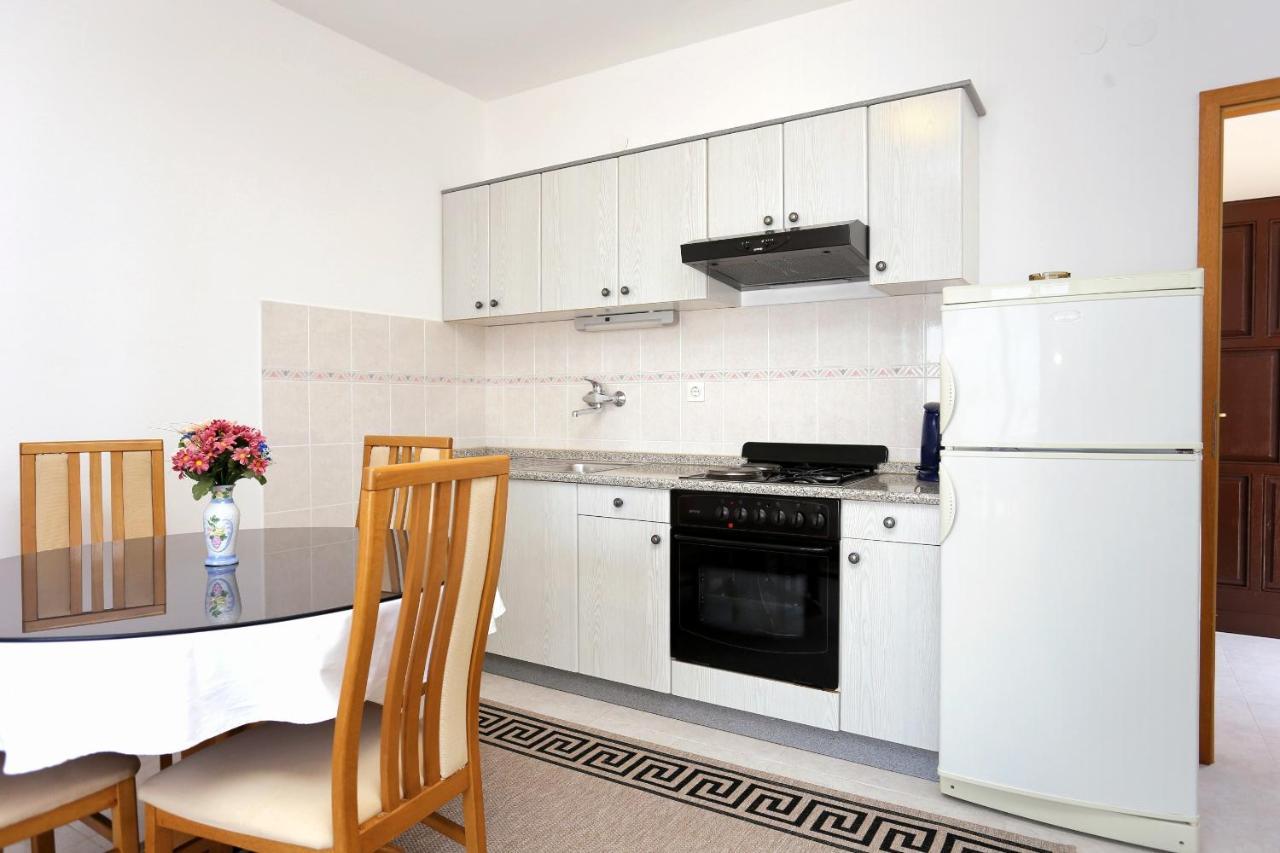 Family Friendly Seaside Apartments Razanj, Rogoznica - 10373 외부 사진