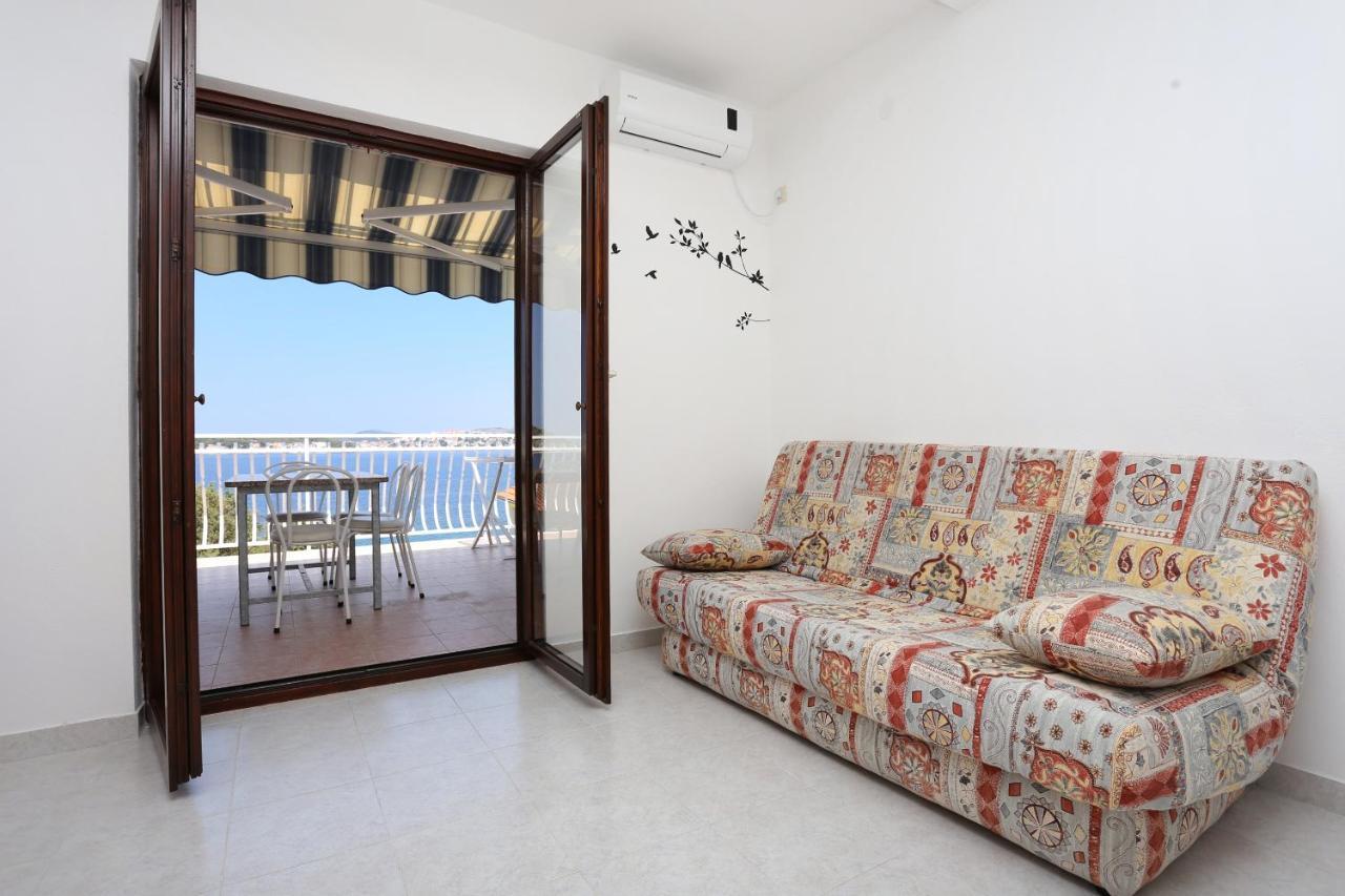 Family Friendly Seaside Apartments Razanj, Rogoznica - 10373 외부 사진