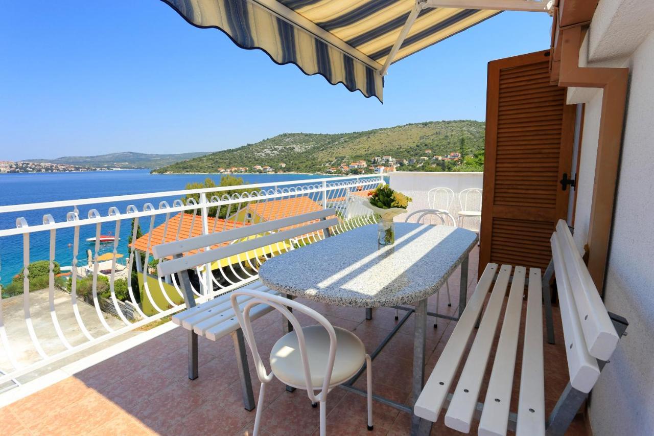Family Friendly Seaside Apartments Razanj, Rogoznica - 10373 외부 사진