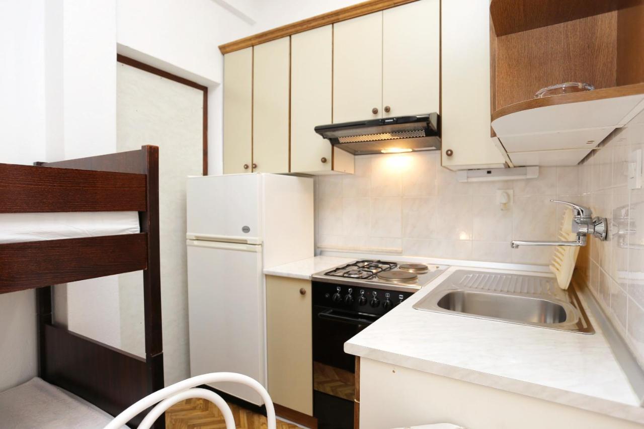 Family Friendly Seaside Apartments Razanj, Rogoznica - 10373 외부 사진