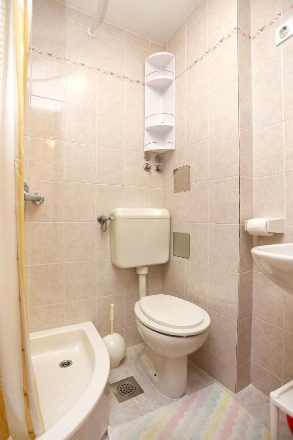 Family Friendly Seaside Apartments Razanj, Rogoznica - 10373 외부 사진
