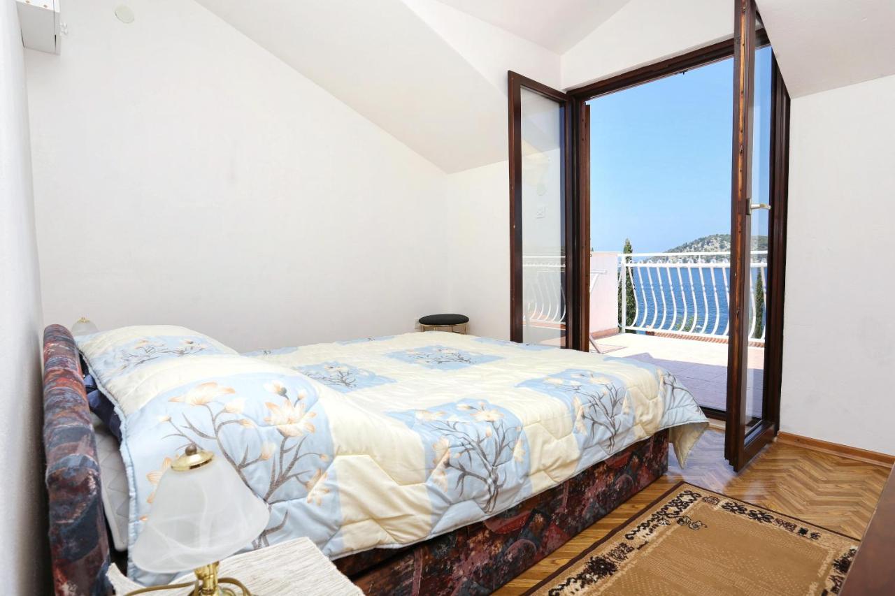 Family Friendly Seaside Apartments Razanj, Rogoznica - 10373 외부 사진