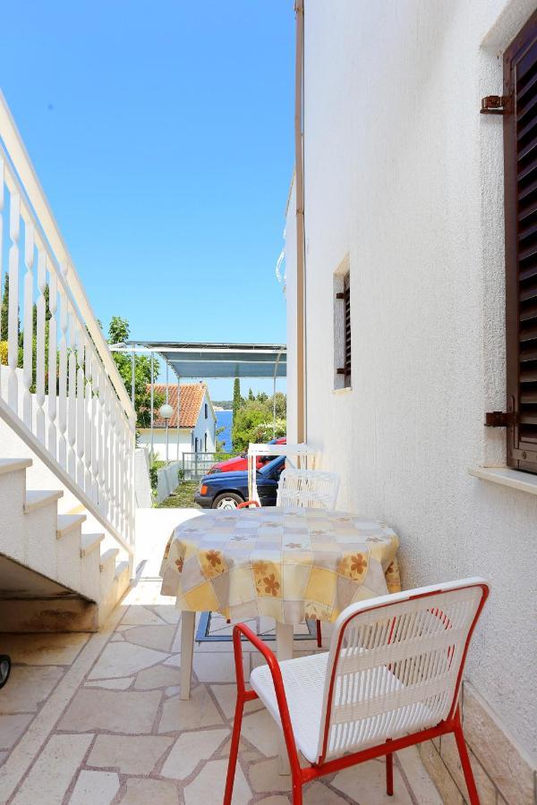 Family Friendly Seaside Apartments Razanj, Rogoznica - 10373 외부 사진